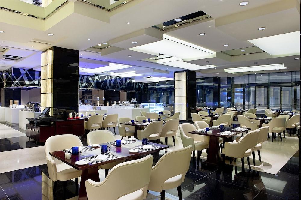 Готель Ramada Plaza Ляньюньган Екстер'єр фото
